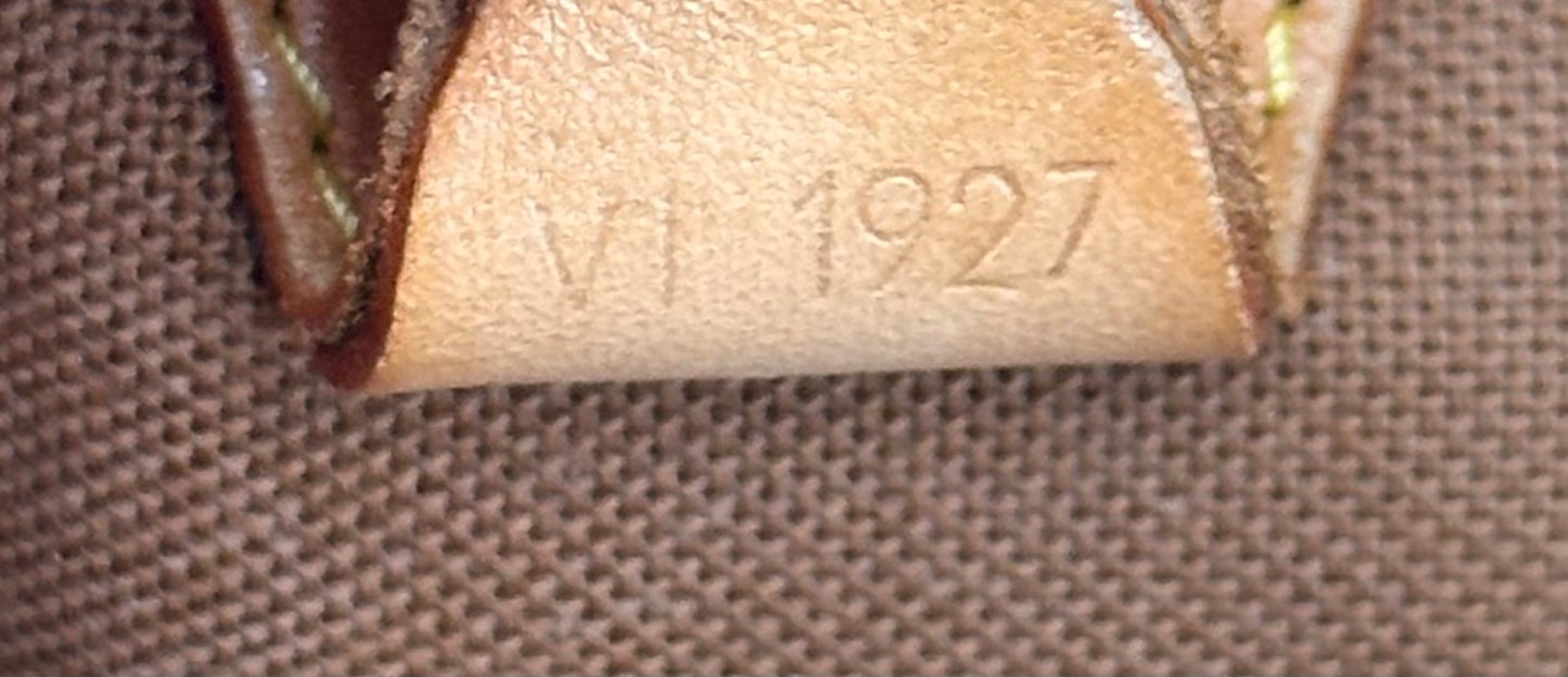 Louis Vuitton Ellipse GM Long Strap