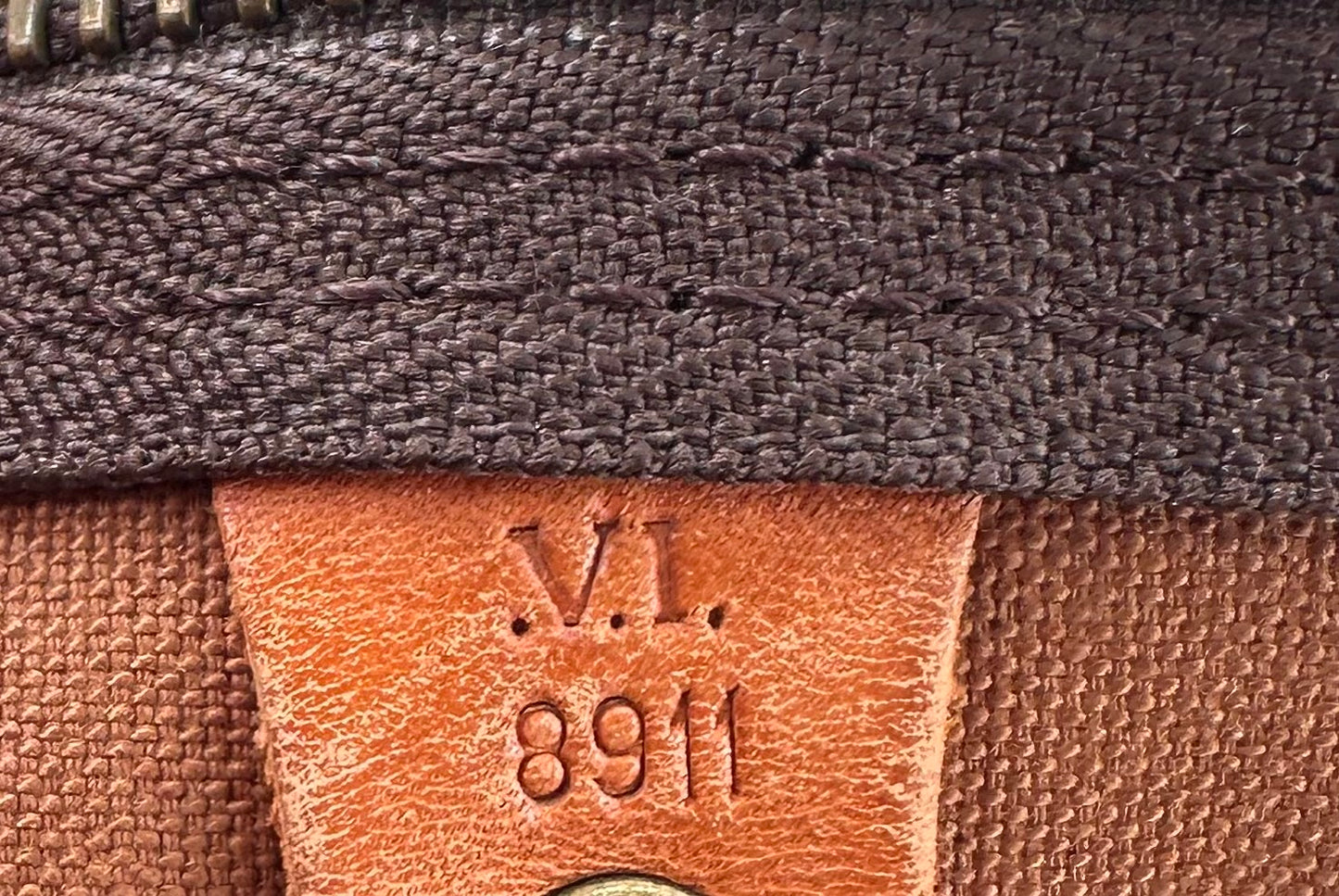 Louis Vuitton Keepall 50 Bandouliere