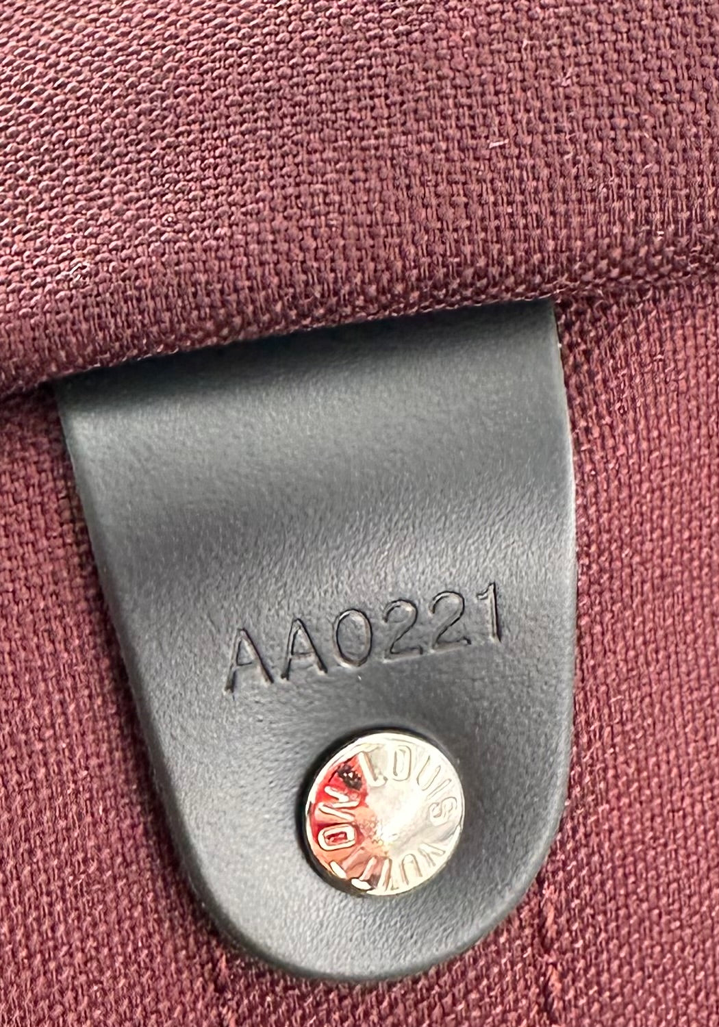 Louis Vuitton Keepall 55 Bandouliere Macassar