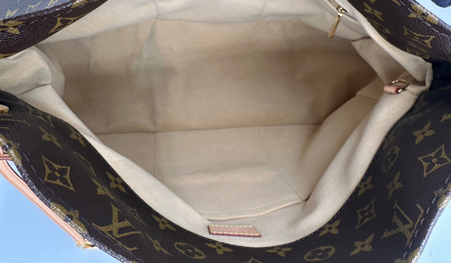 Louis Vuitton Artsy MM