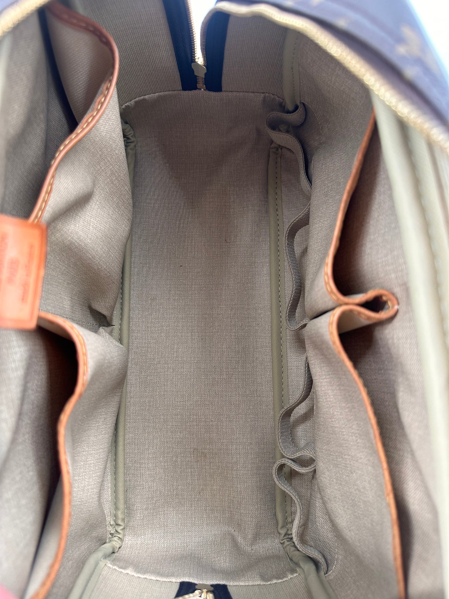 Louis Vuitton Deauville Handbag