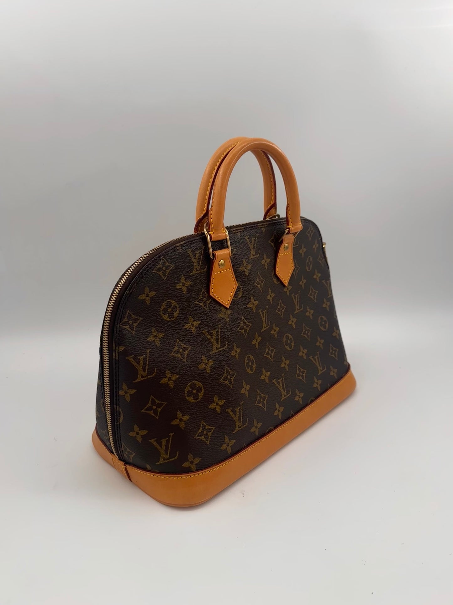 Louis Vuitton Alma GM