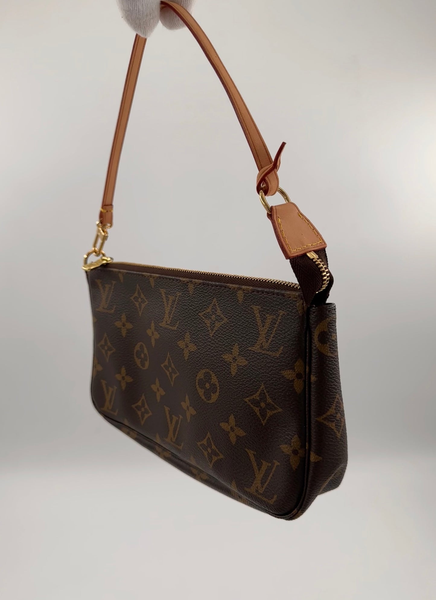 Louis Vuitton Pochette Accessoires NM