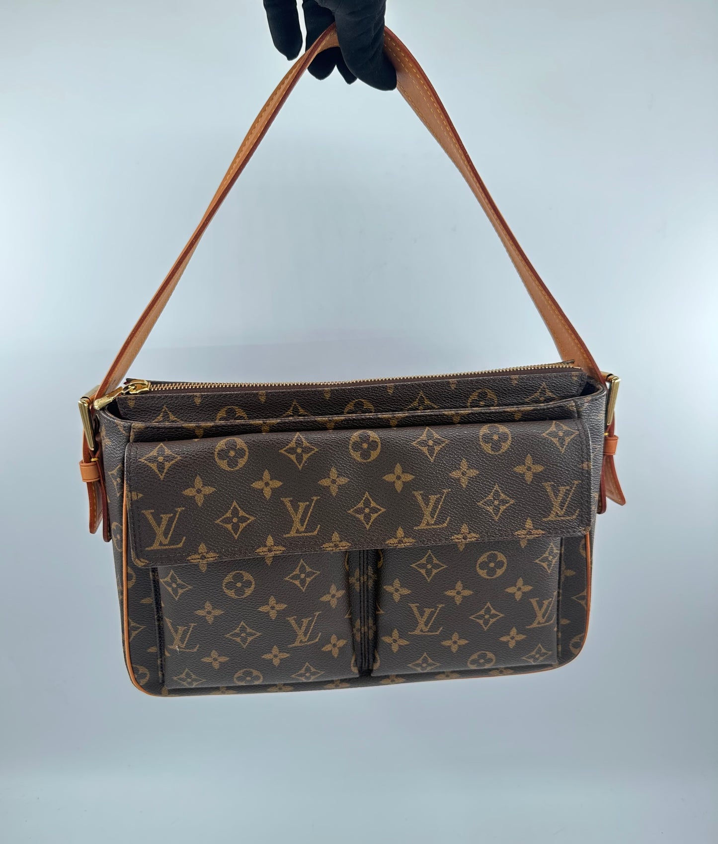 Louis Vuitton Viva Cite Shoulder bag