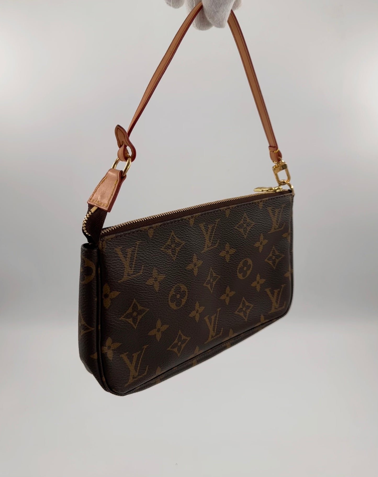 Louis Vuitton Pochette Accessoires NM