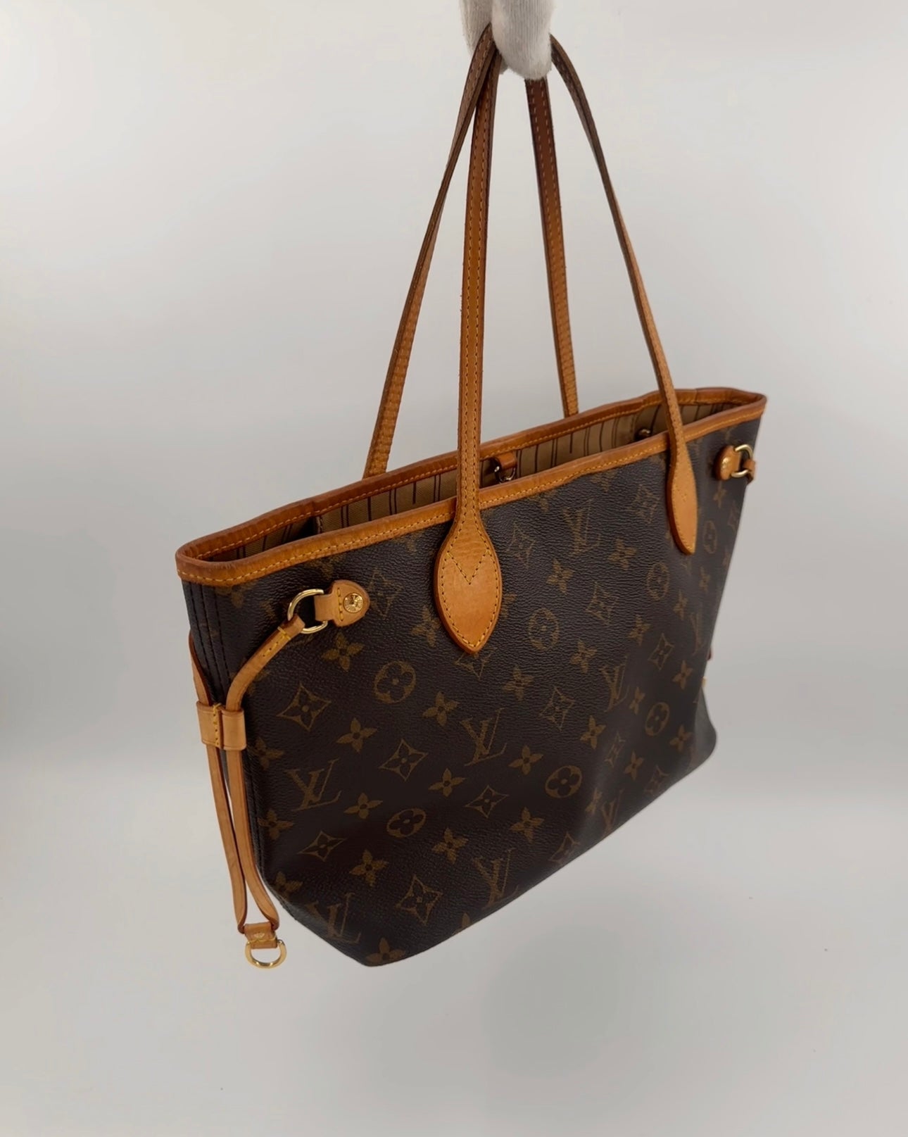 Louis Vuitton Neverfull PM