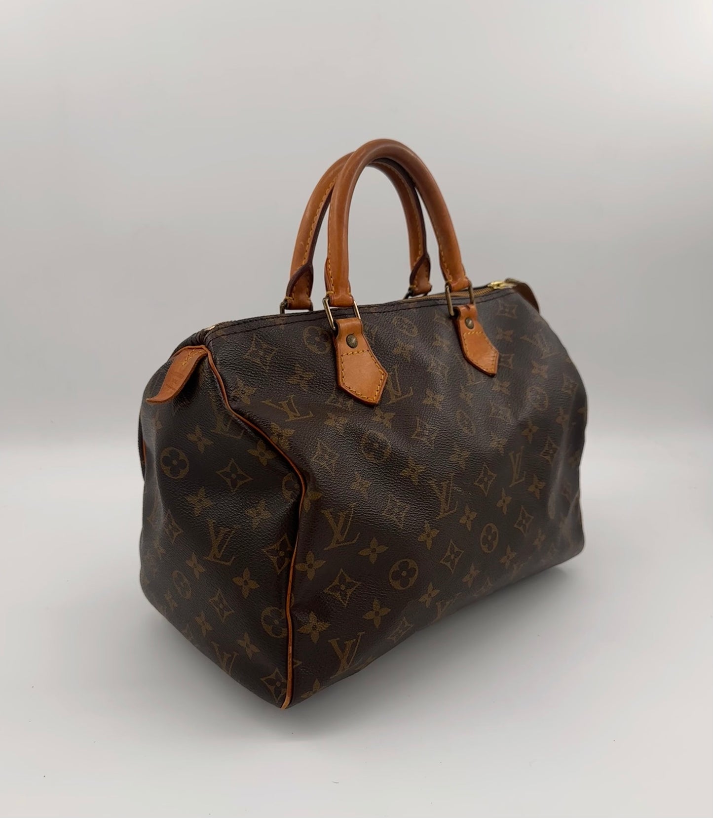 Louis Vuitton Speedy 30