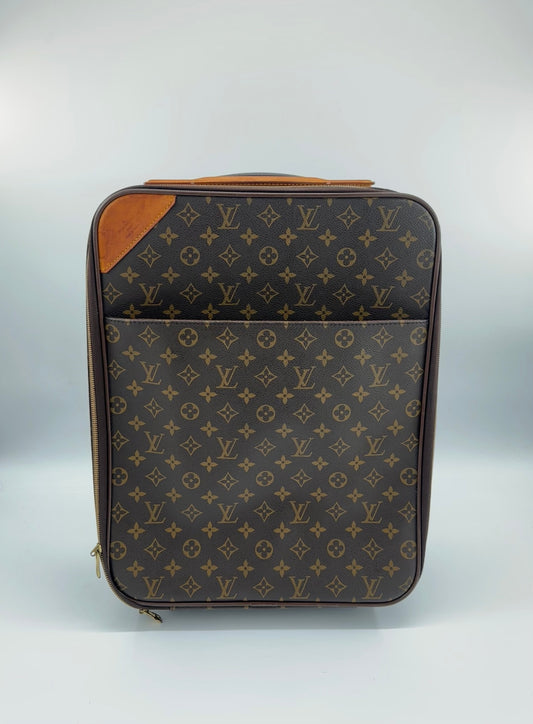 Louis Vuitton Pegase 45 Wheelie suitcase