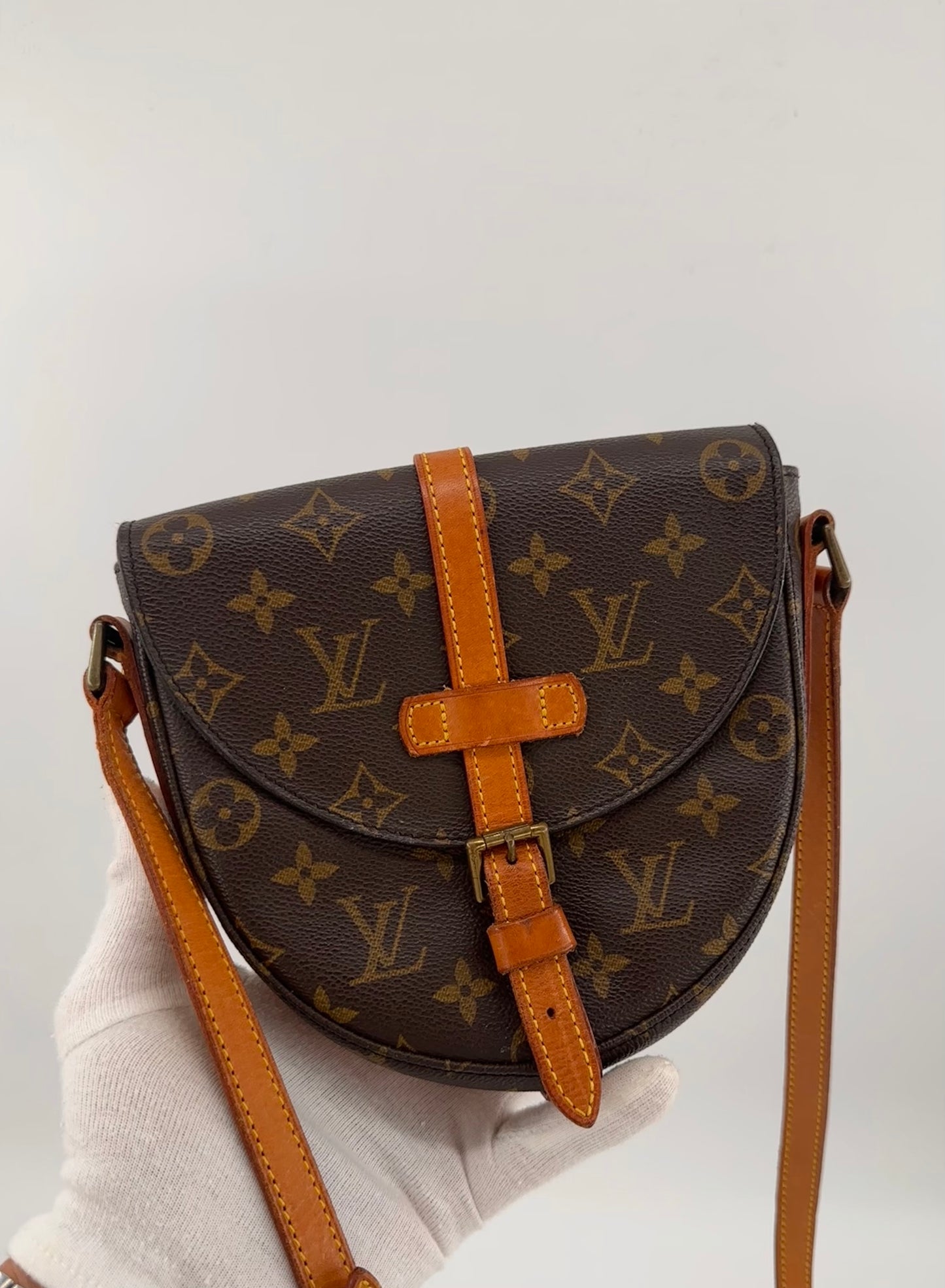 Louis Vuitton Chantilly PM Crossbody