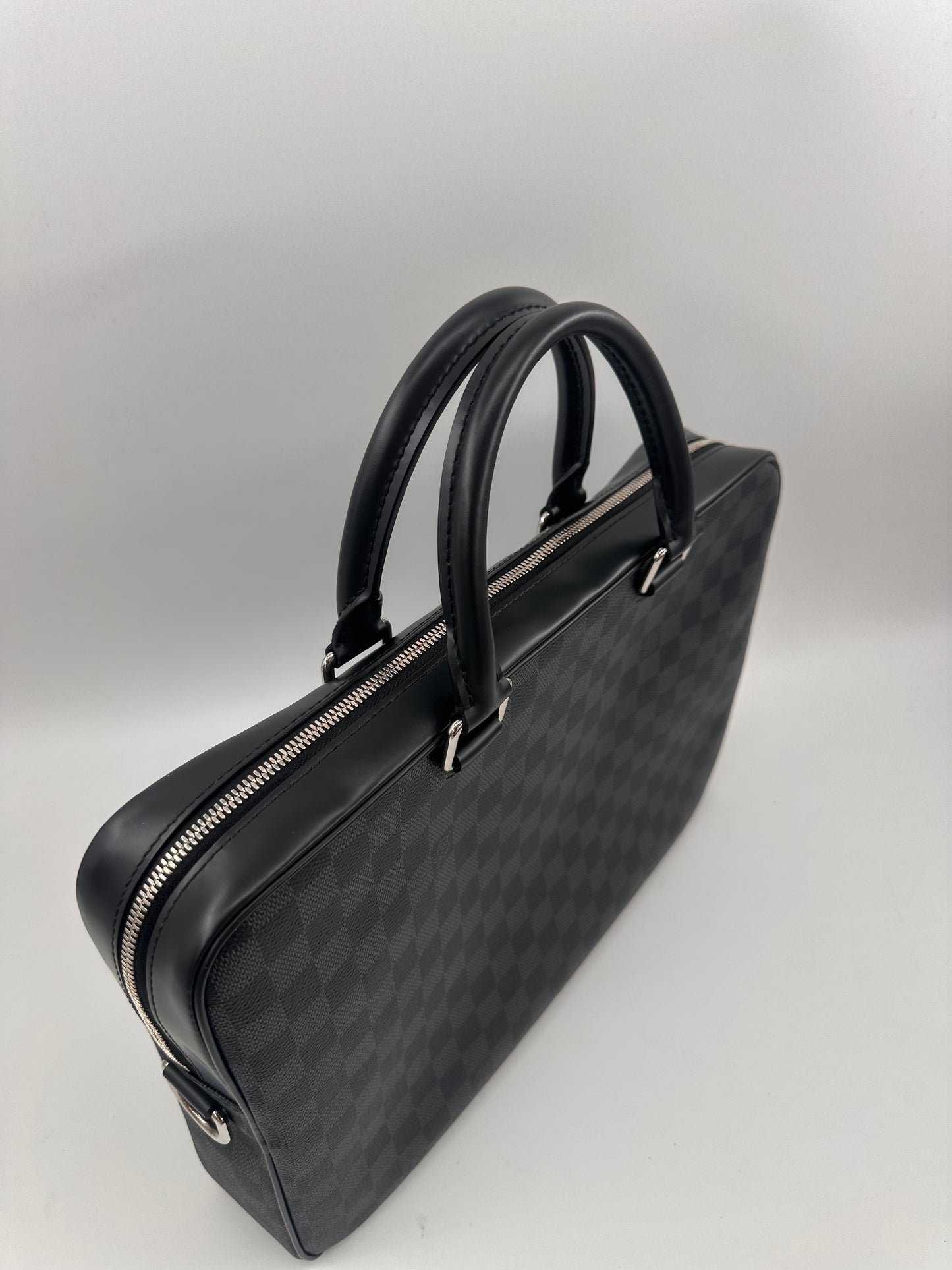 Louis Vuitton Porte Documents Damier Graphite