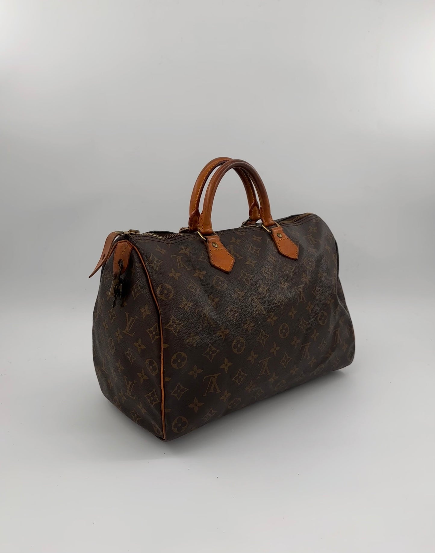 Louis Vuitton Speedy 35