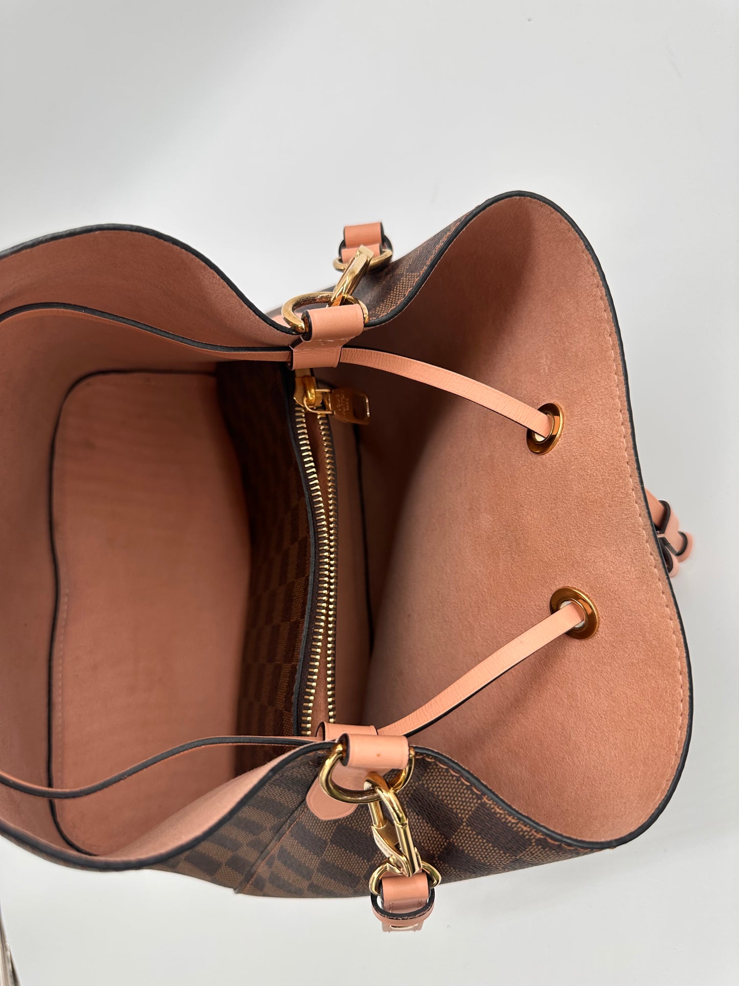 Louis Vuitton Neo Noe Venus Bucket Bag