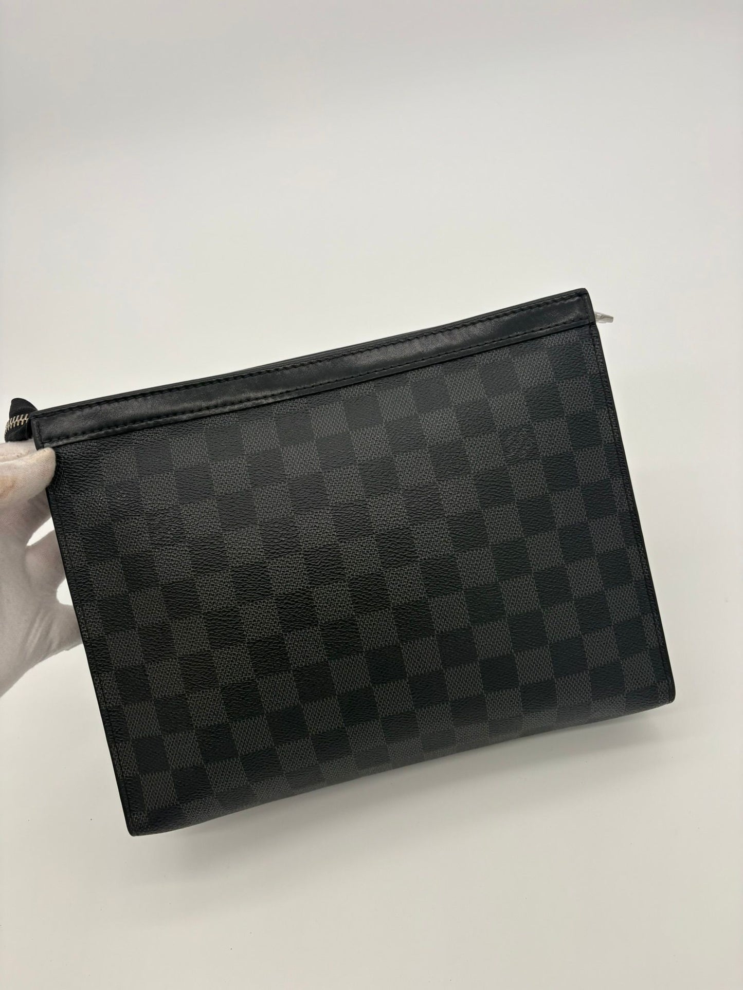 Louis Vuitton Pochette Voyage Clutch Damier Graphite