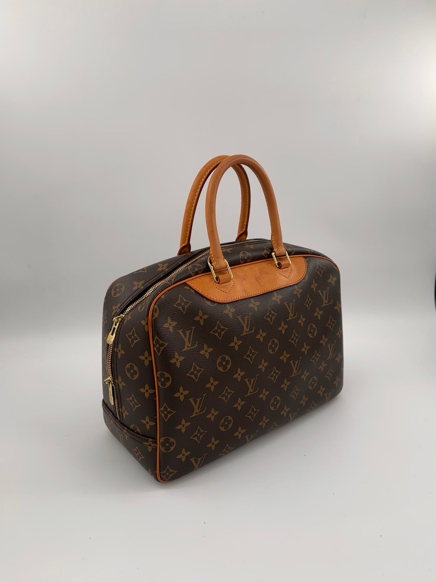 Louis Vuitton Deauville Handbag