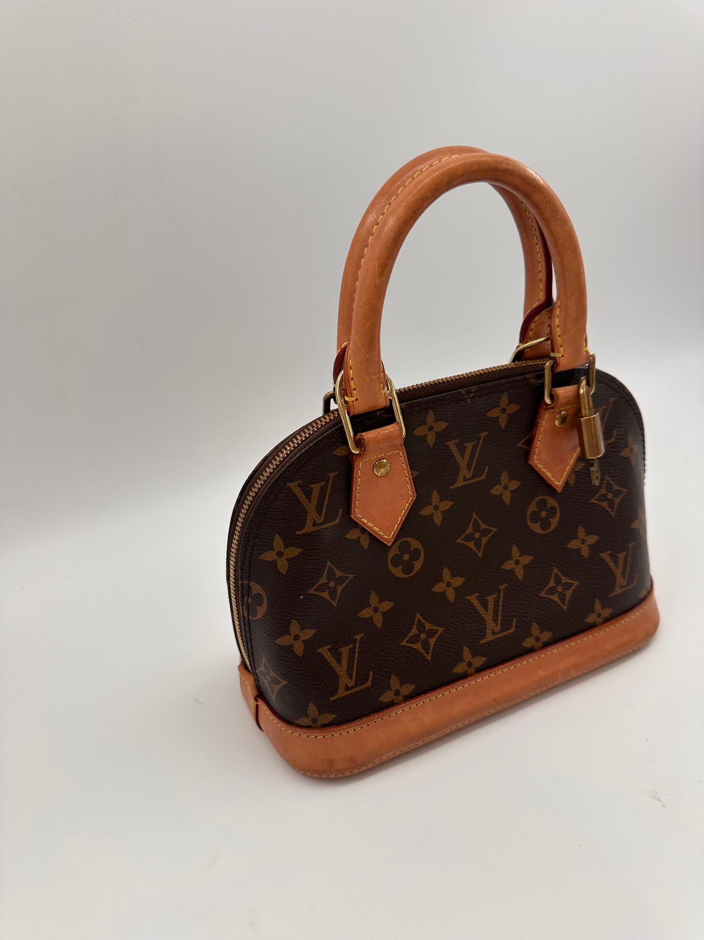 Louis Vuitton Alma BB