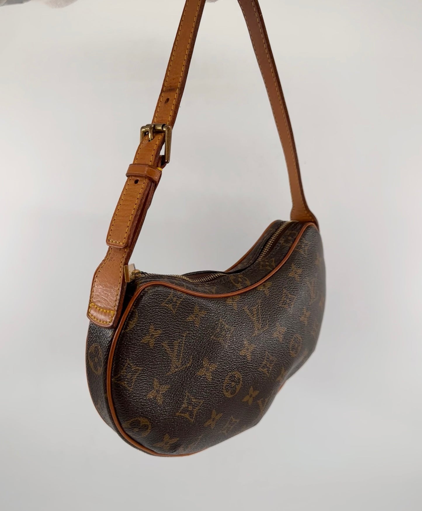 Louis Vuitton Croissant PM shoulder bag