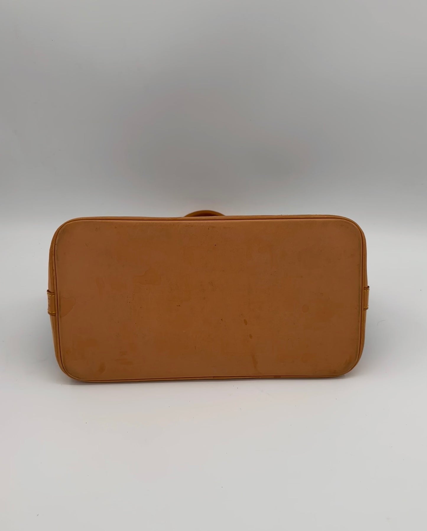 Louis Vuitton Alma PM