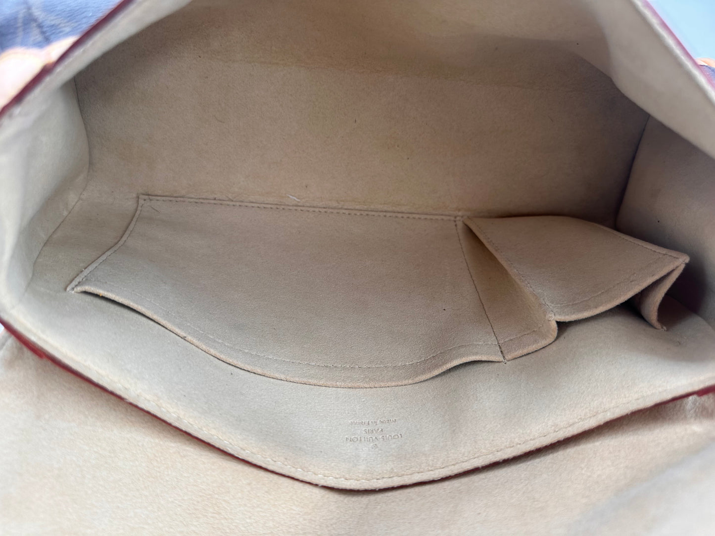 Louis Vuitton Beverly MM Shoulder Bag