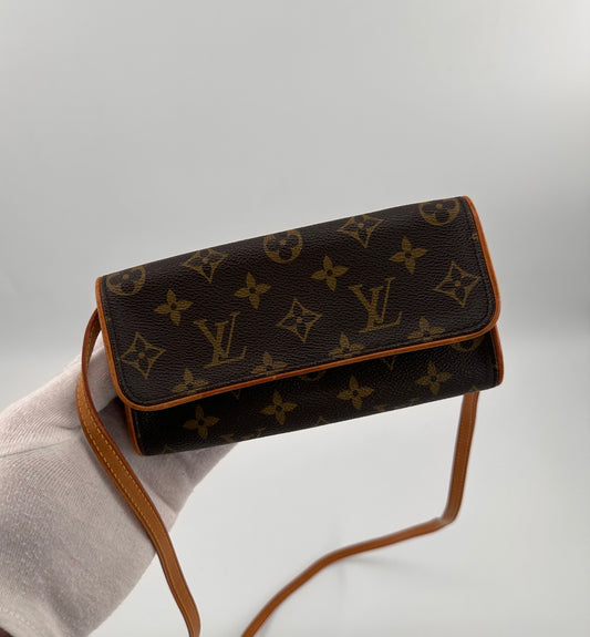 Louis Vuitton Twin Pochette