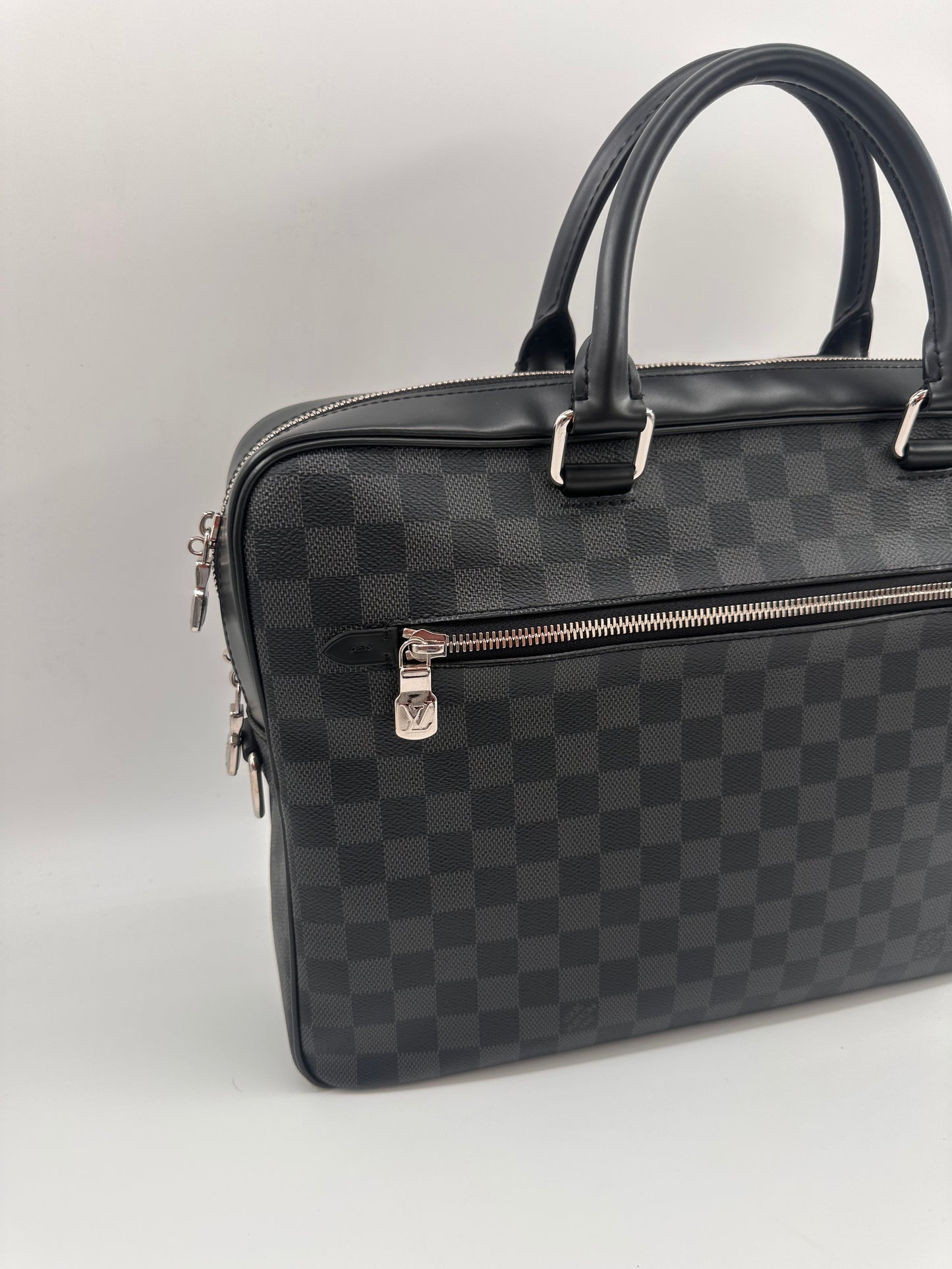 Louis Vuitton Porte Documents Damier Graphite