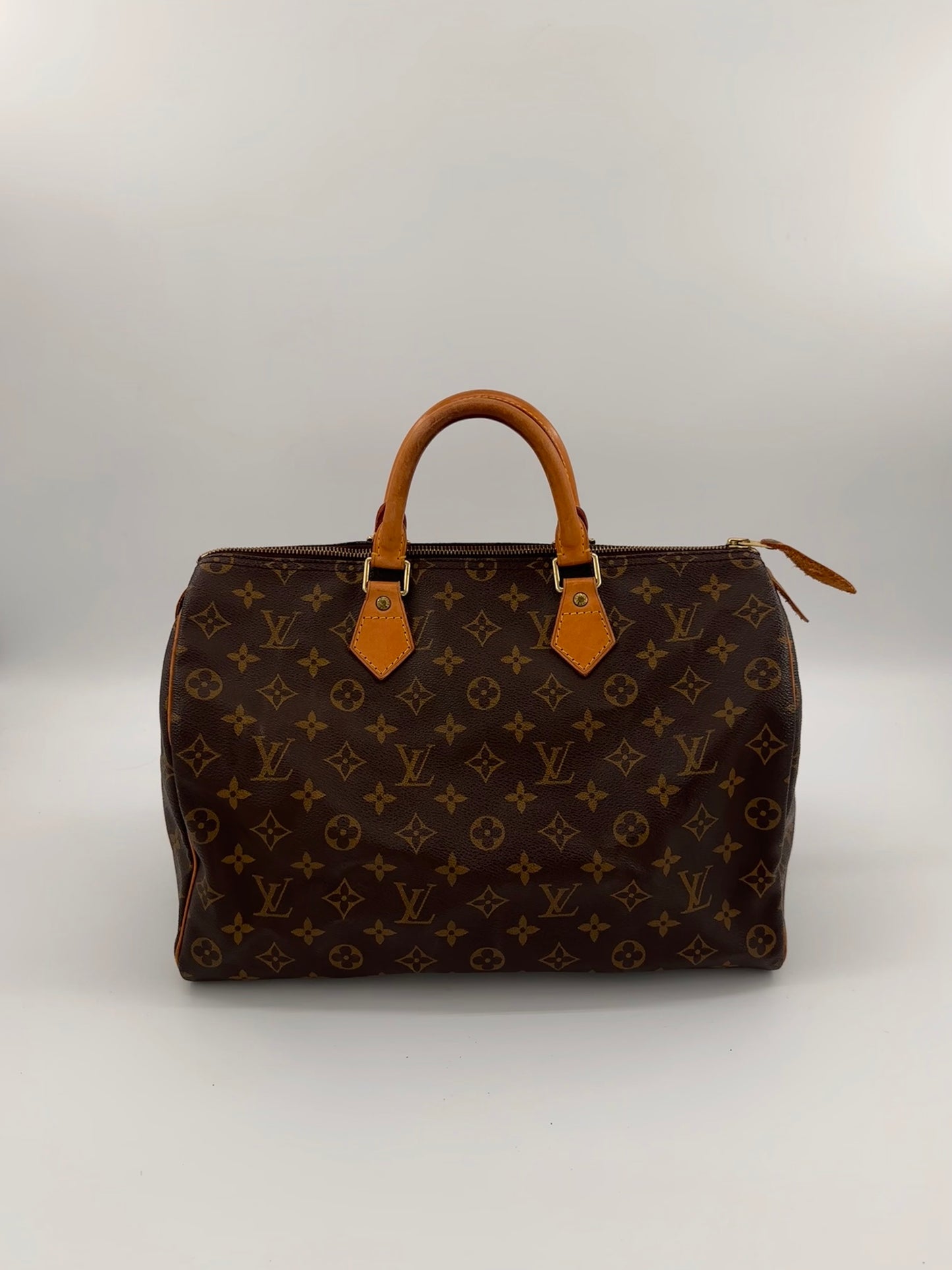 Louis Vuitton Speedy 35