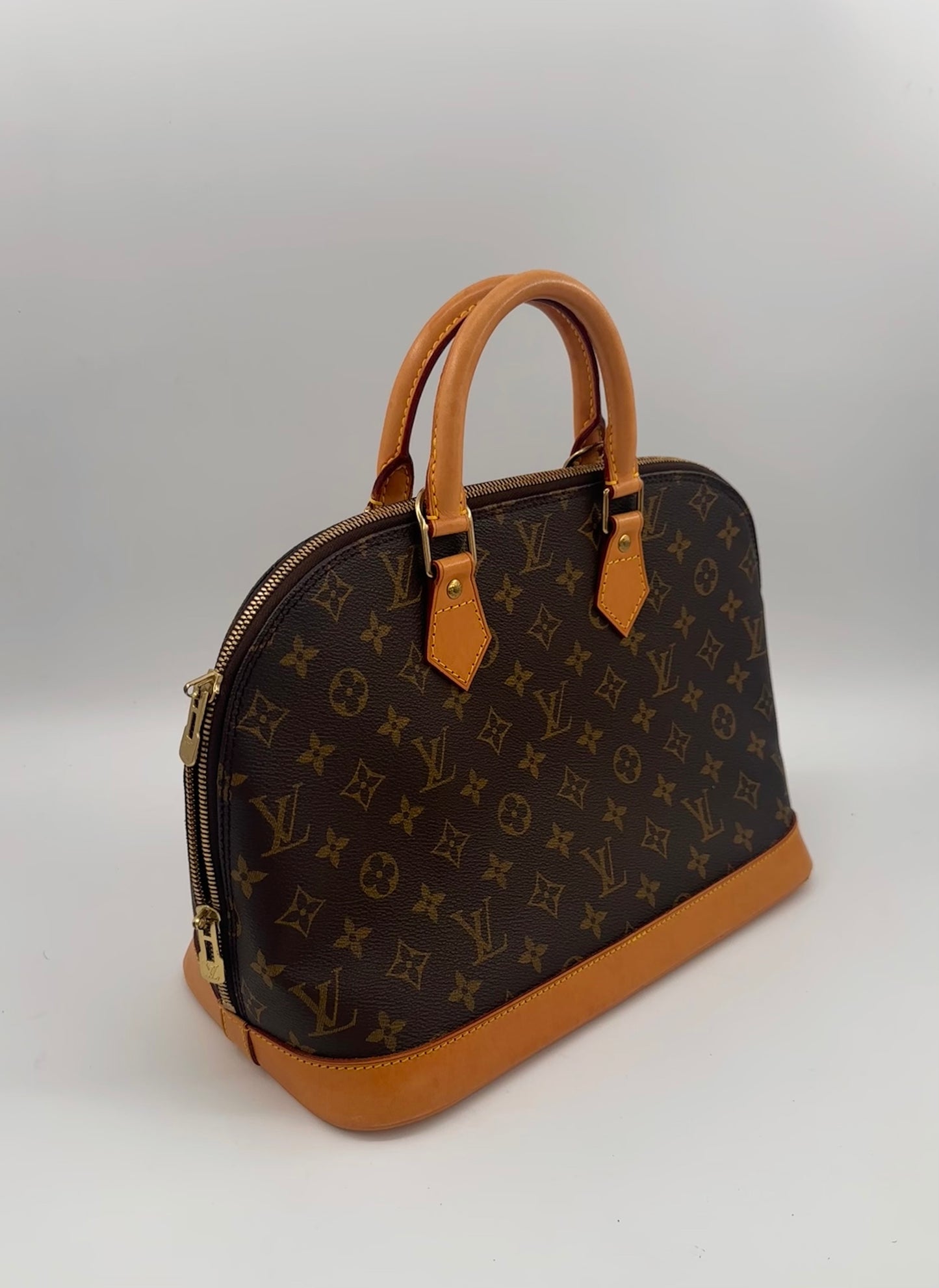 Louis Vuitton Alma GM