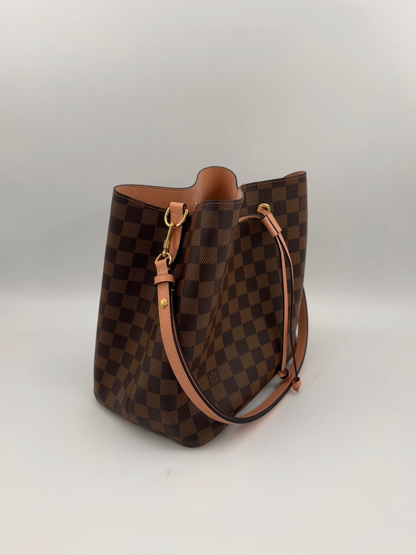 Louis Vuitton Neo Noe Venus Bucket Bag