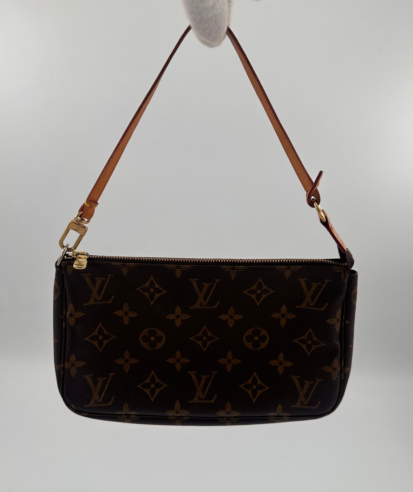 Louis Vuitton Pochette accessoires