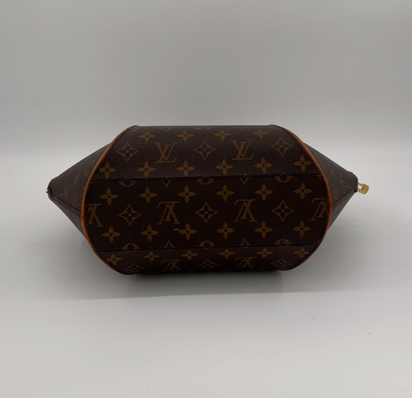 Louis Vuitton Ellipse MM