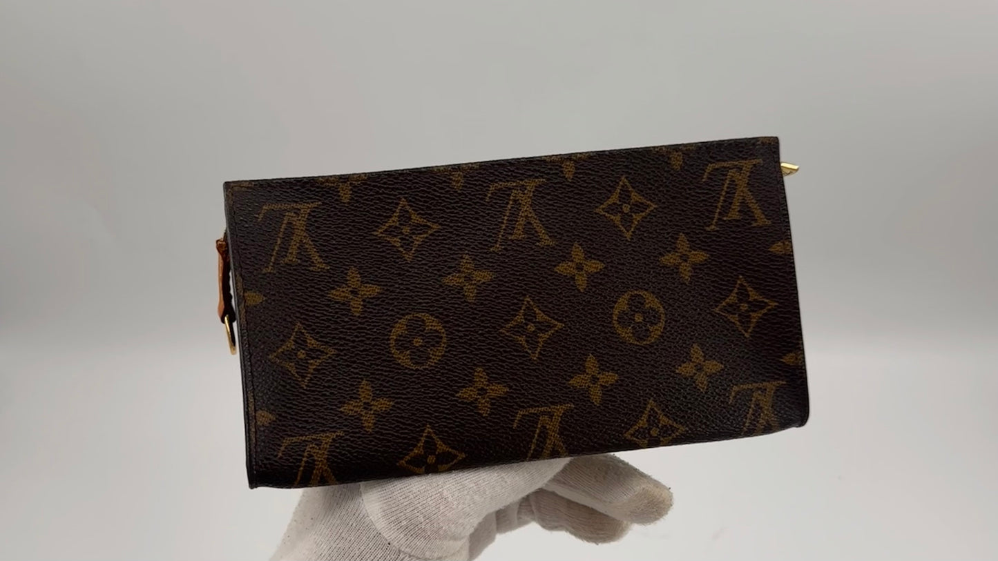 Louis Vuitton Monogram Pouch/ Purse