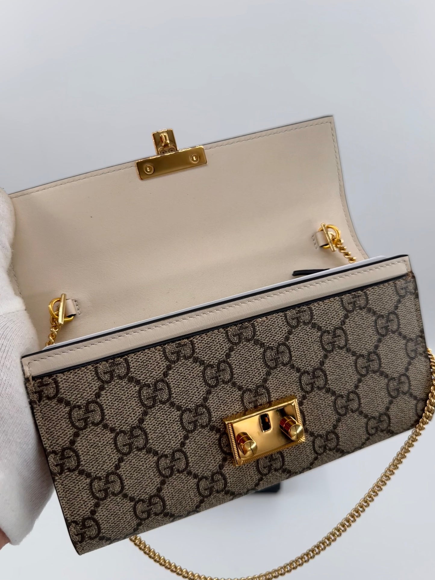 Gucci GG Supreme Padlock Shoulder bag
