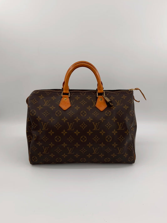 Louis Vuitton Speedy 35