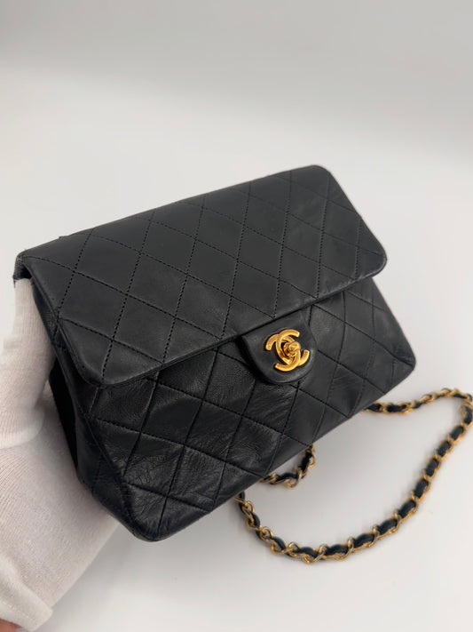 Chanel Classic Single Flap Crossbody/ shoulder bag