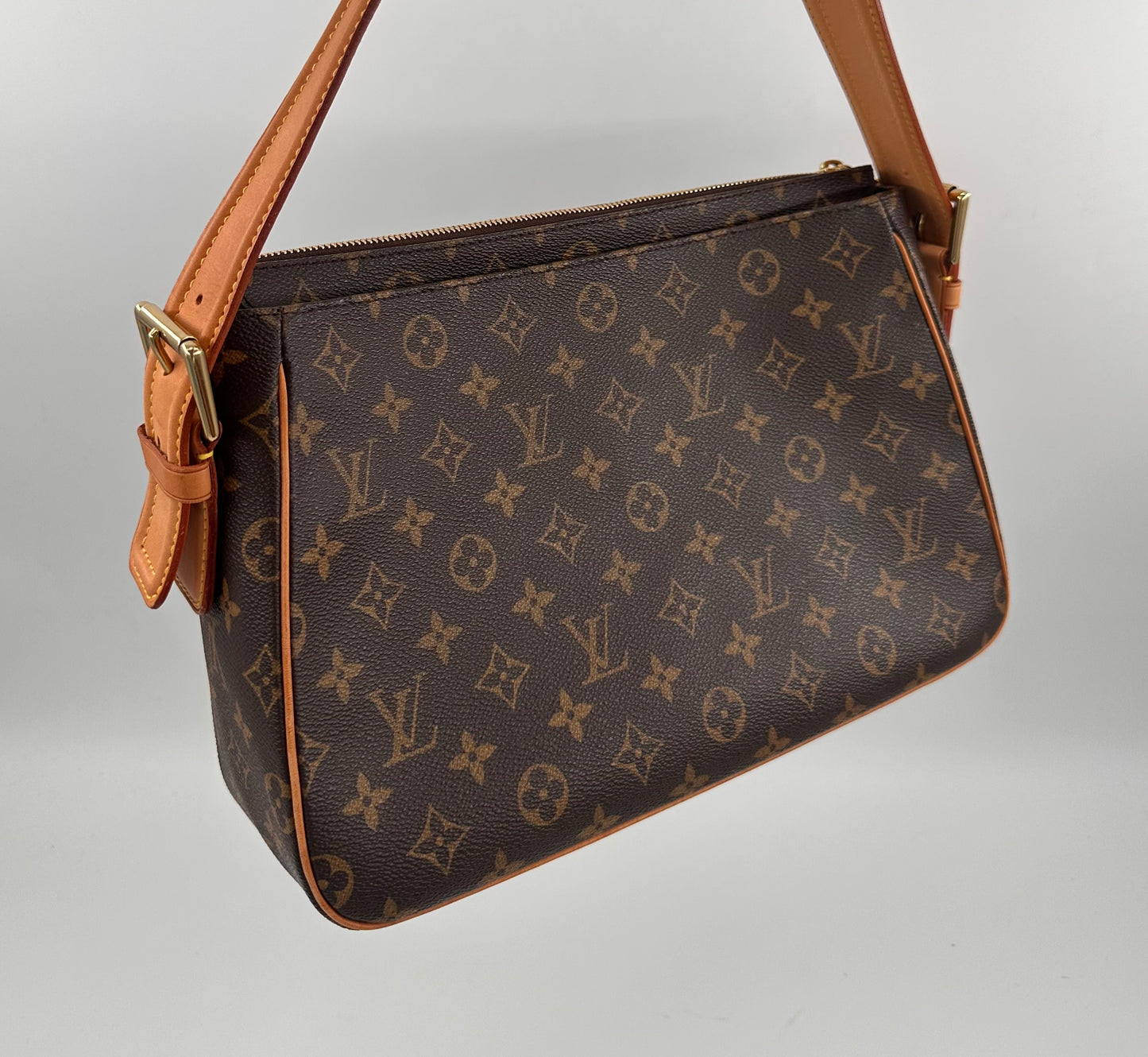 Louis Vuitton Viva Cite Shoulder bag