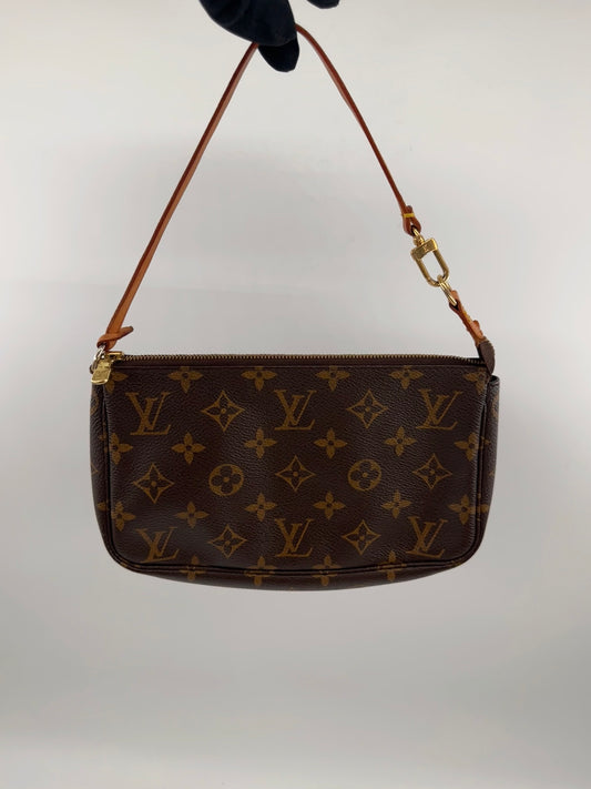 Louis Vuitton Pochette Accessories NM