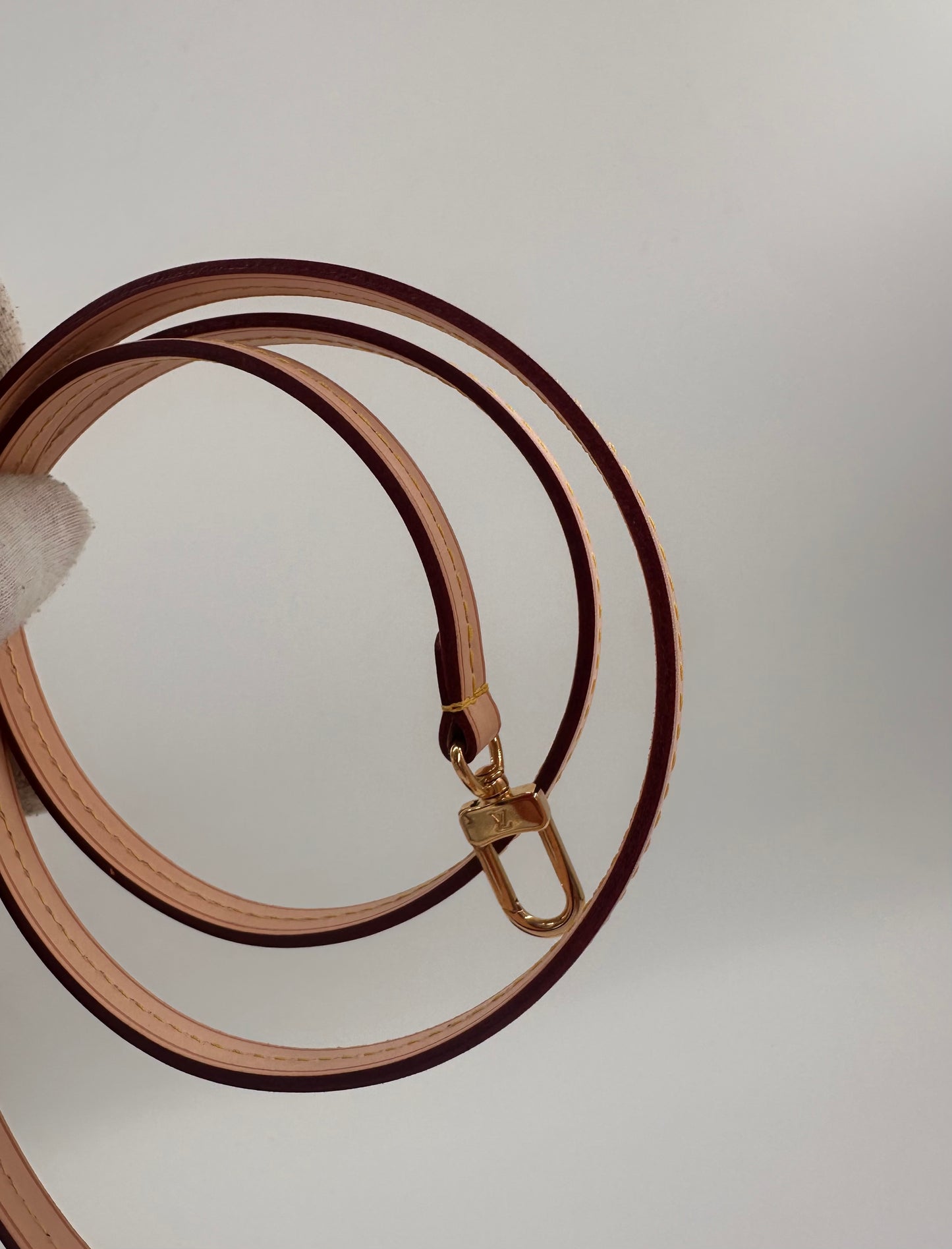 Louis Vuitton Favourite MM monogram shoulder/ crossbody bag