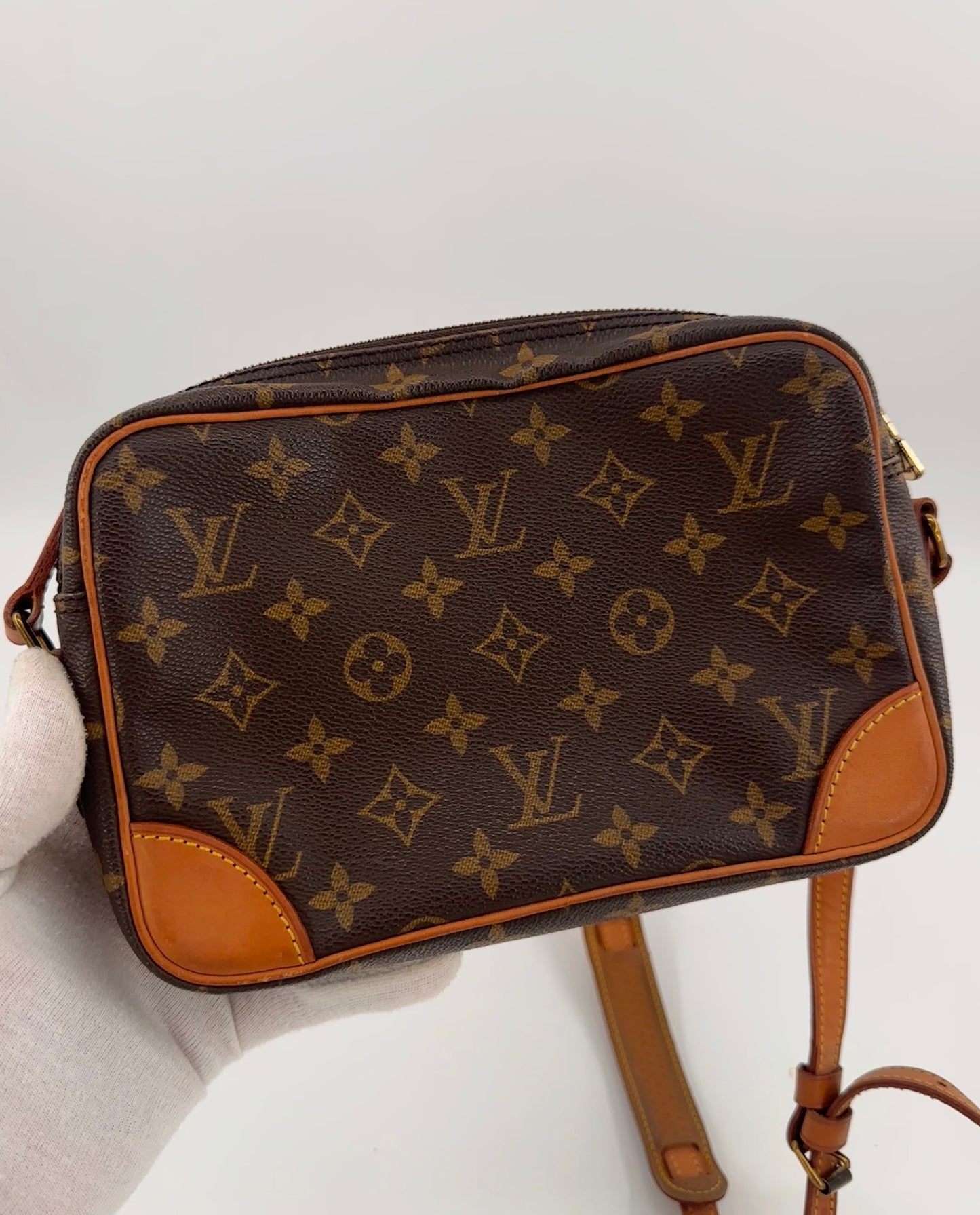 Louis Vuitton Trocadero 23 crossbody bag