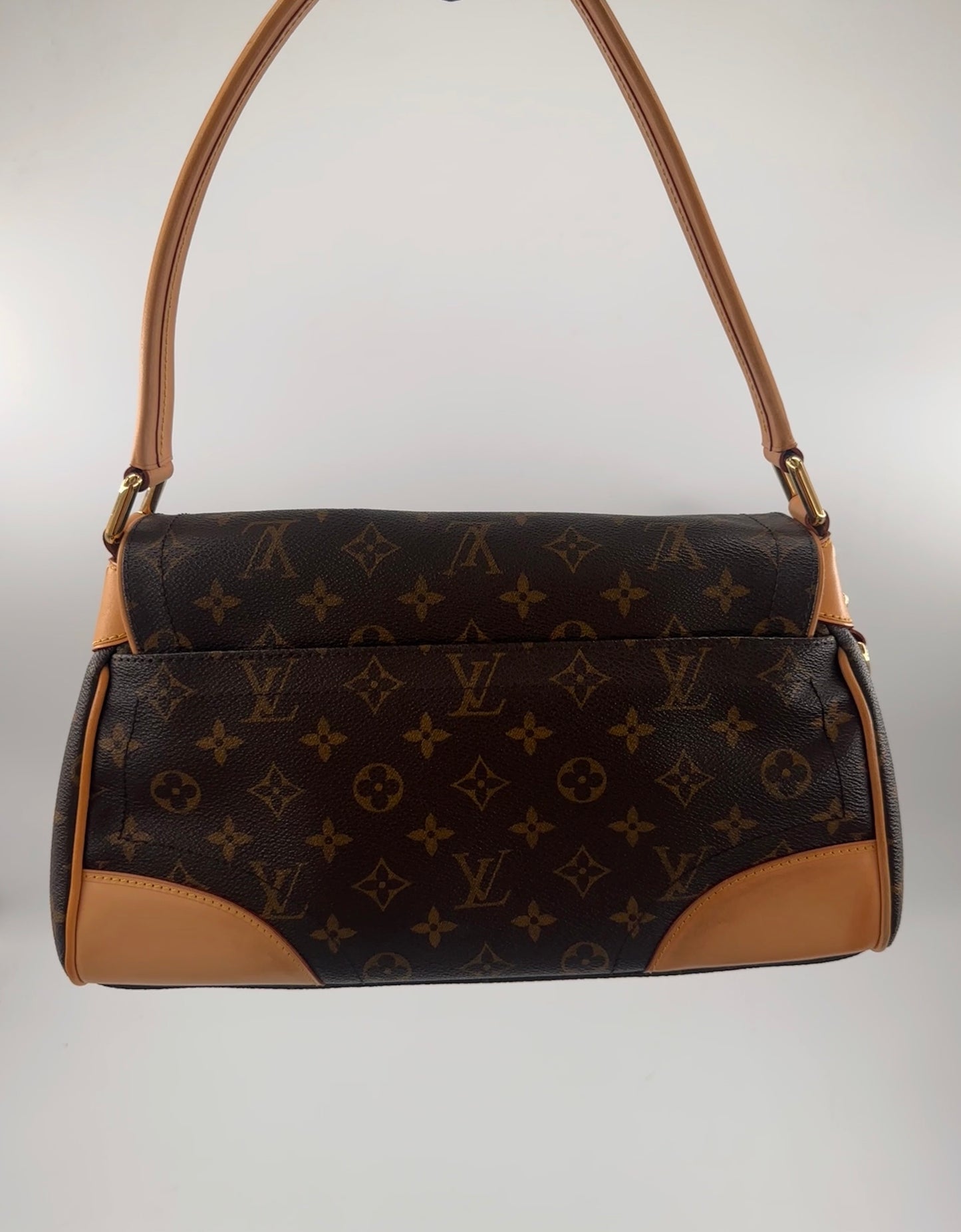 Louis Vuitton Beverly MM Shoulder Bag